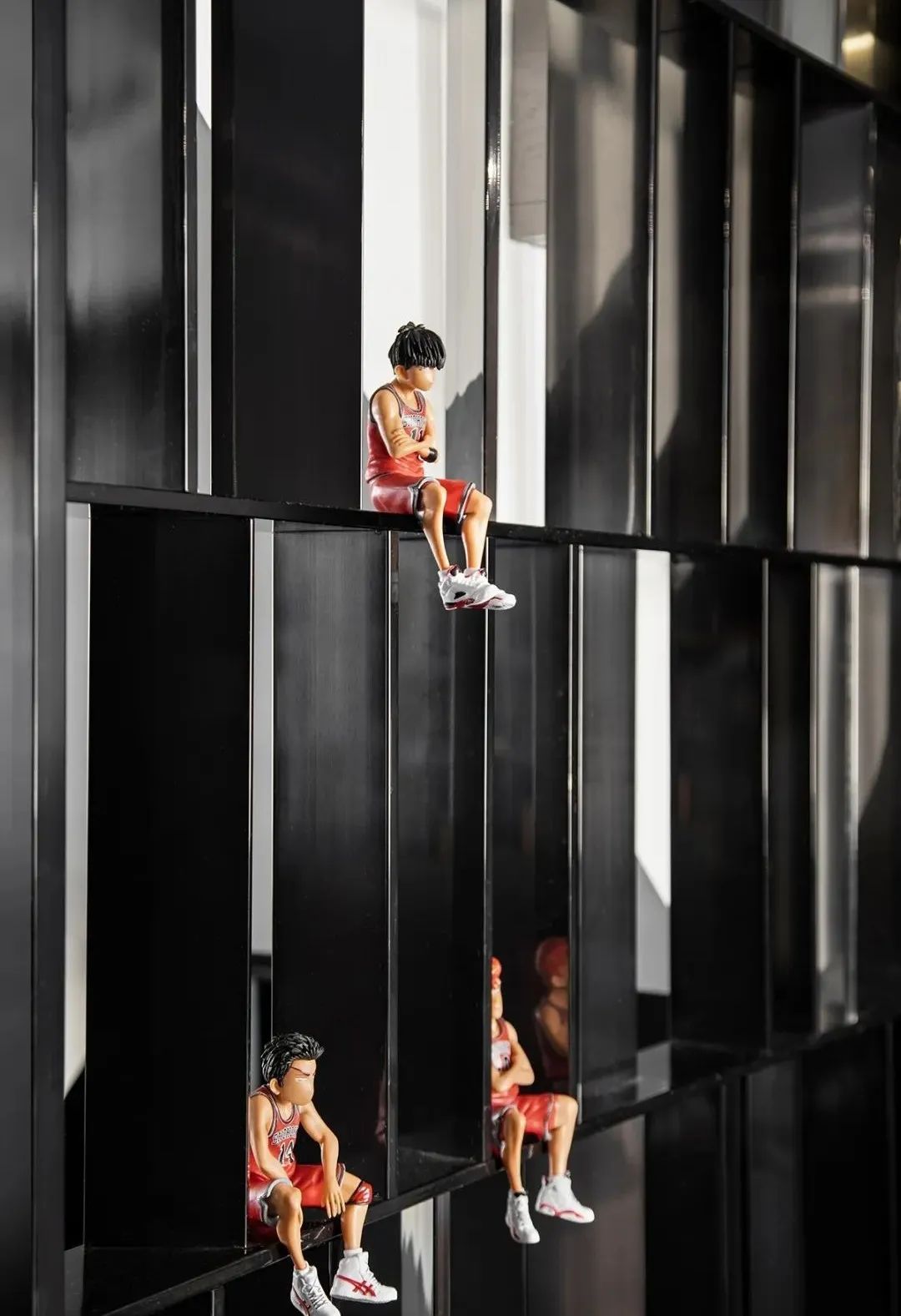 暗调之魅 · 现代简约家居设计新解-24