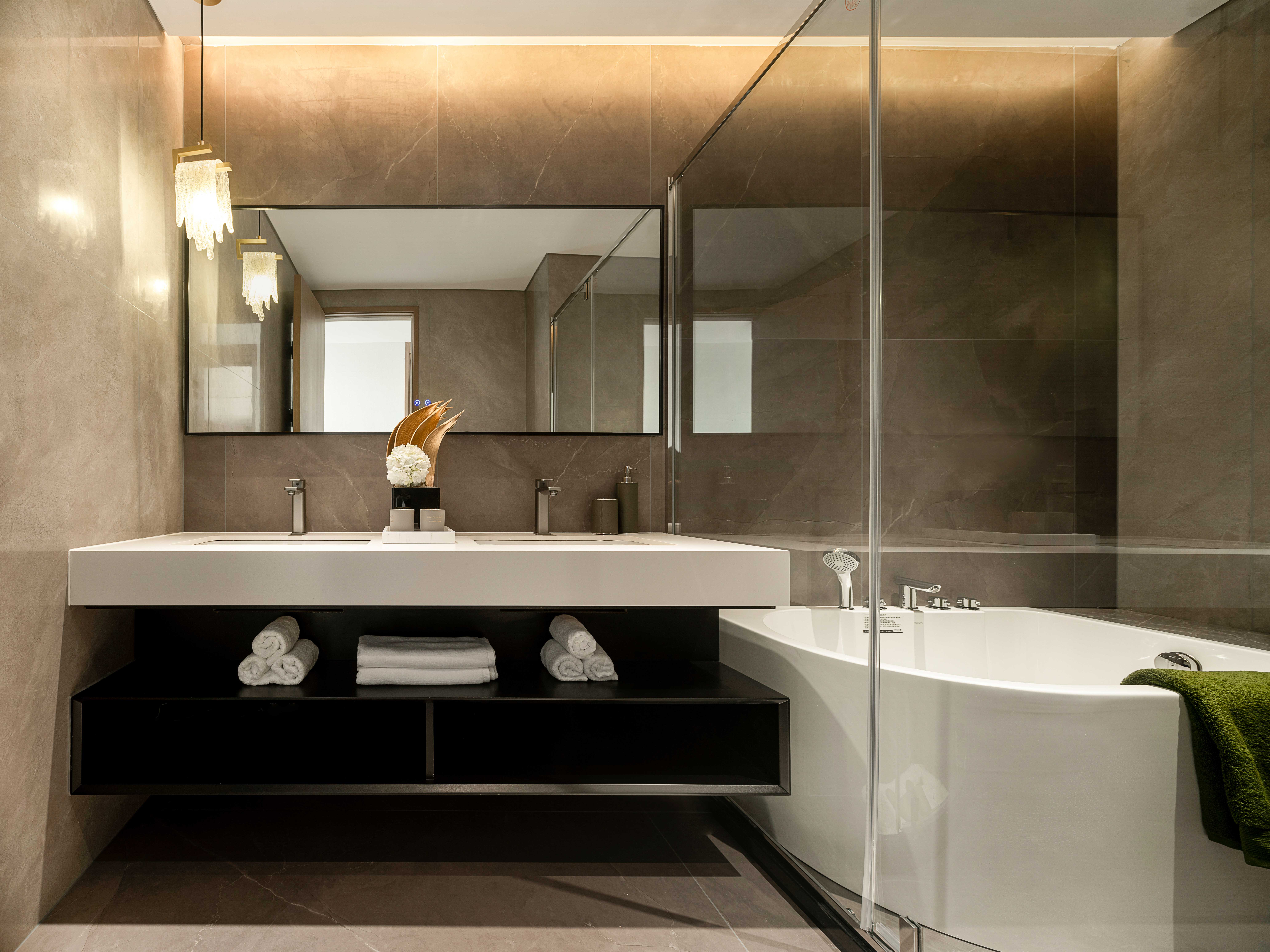 现代简约 135㎡样板间丨中国深圳丨深圳三石 SZSD-11