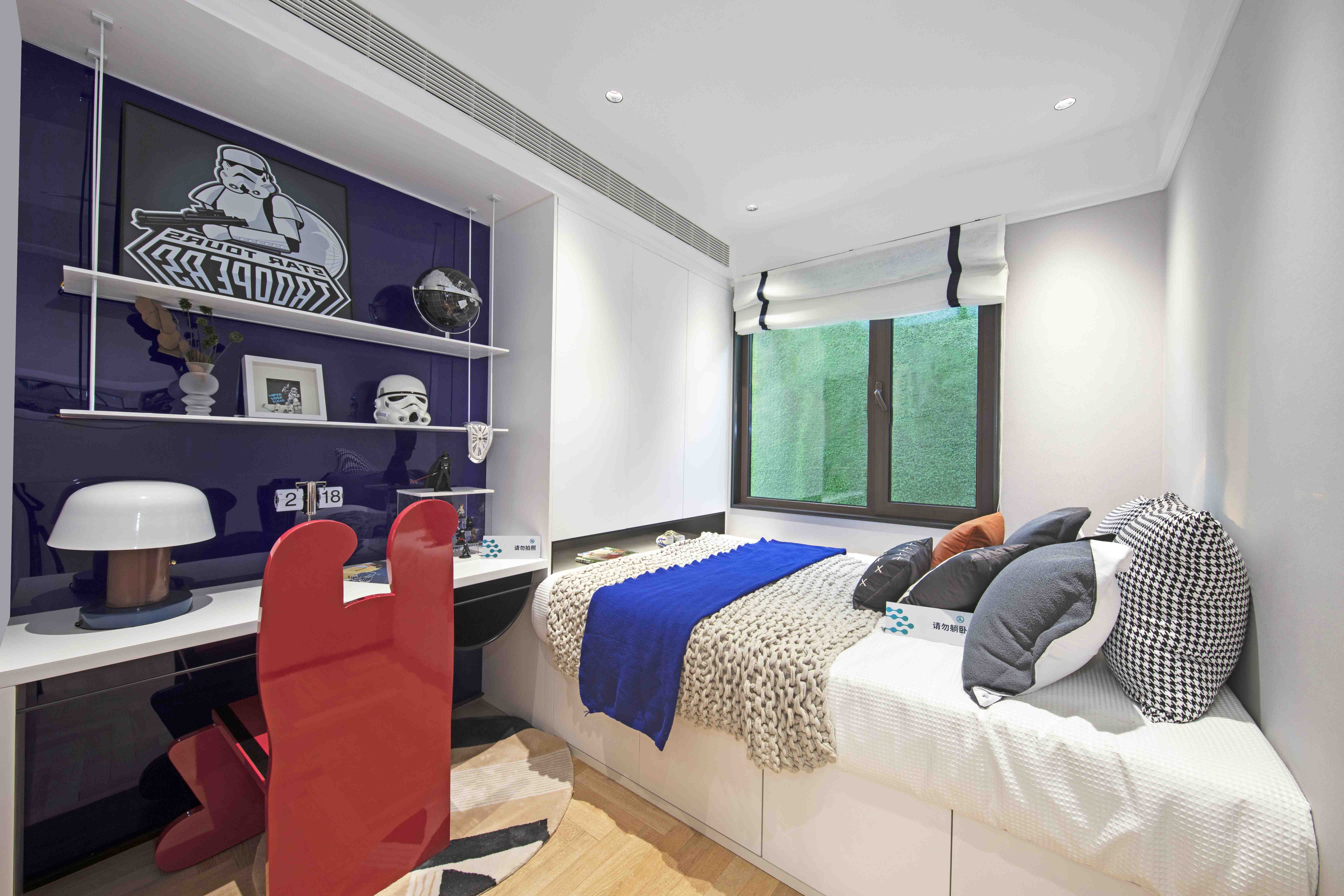 淡雅的烟火/凌朋伟/2022/02-11