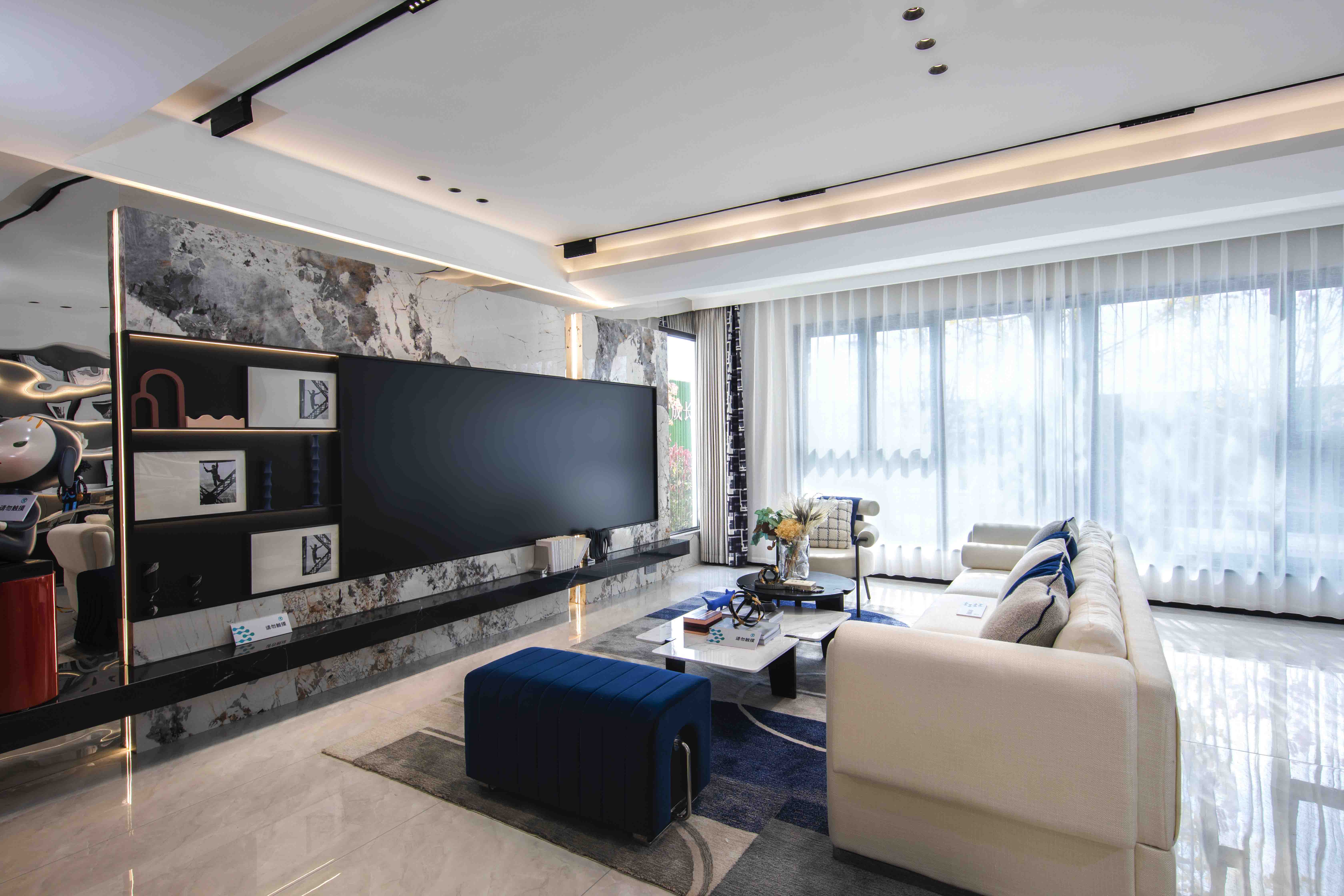 淡雅的烟火/凌朋伟/2022/02-1