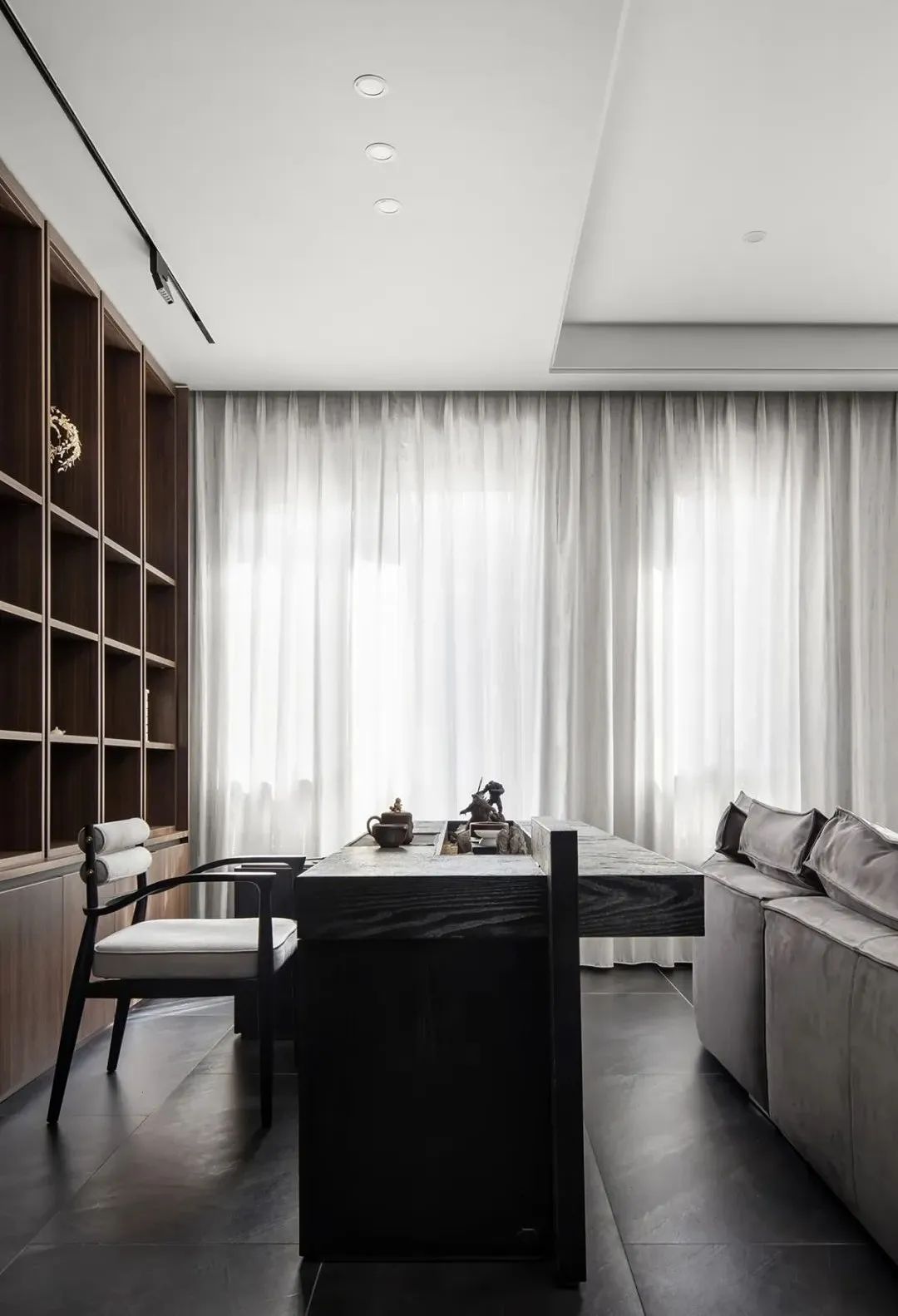 暗调之魅 · 现代简约家居设计新解-16