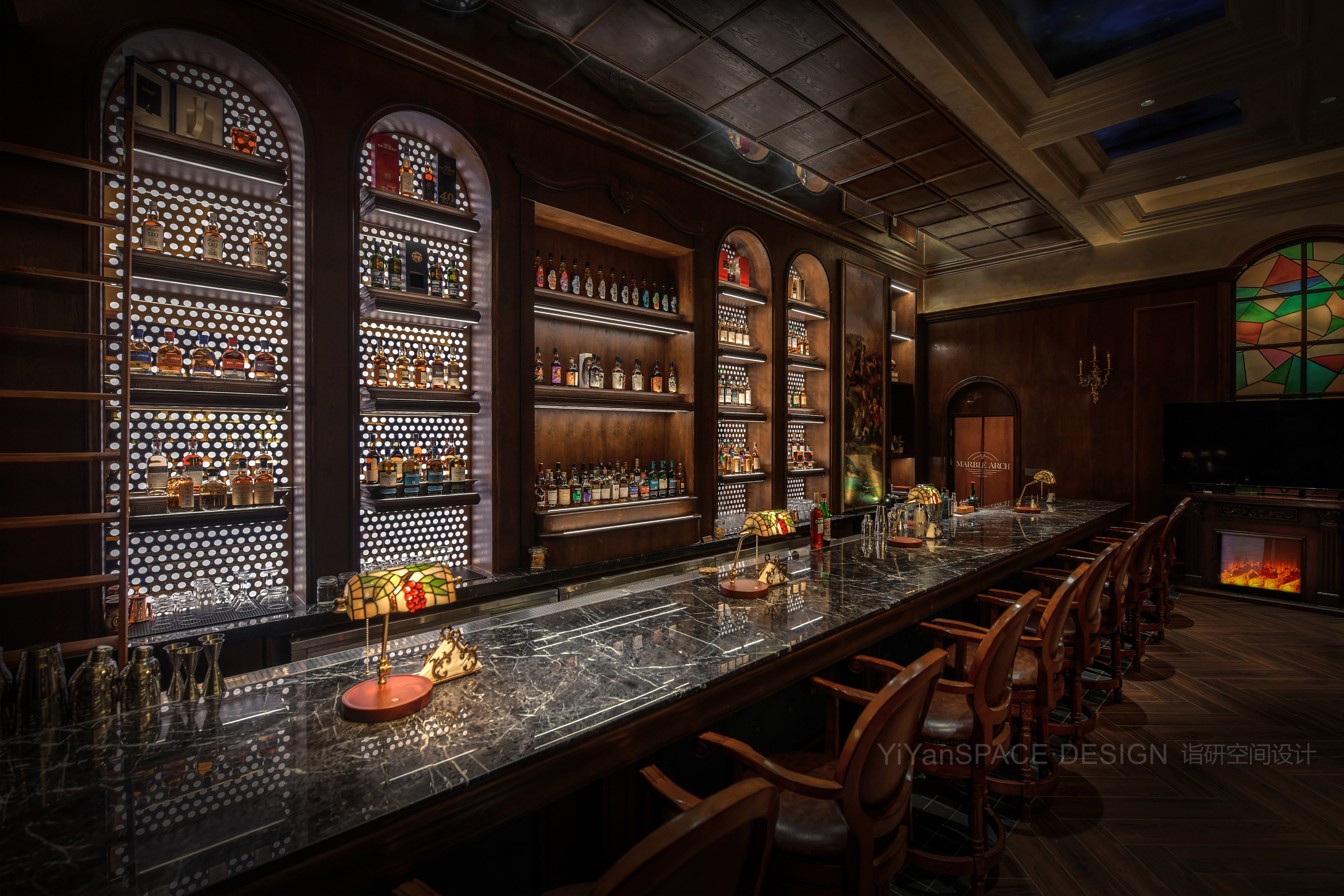 灯湖雅萃威士忌酒廊 · 佛山丨中国佛山丨YIYAN 诣研空间设计-24