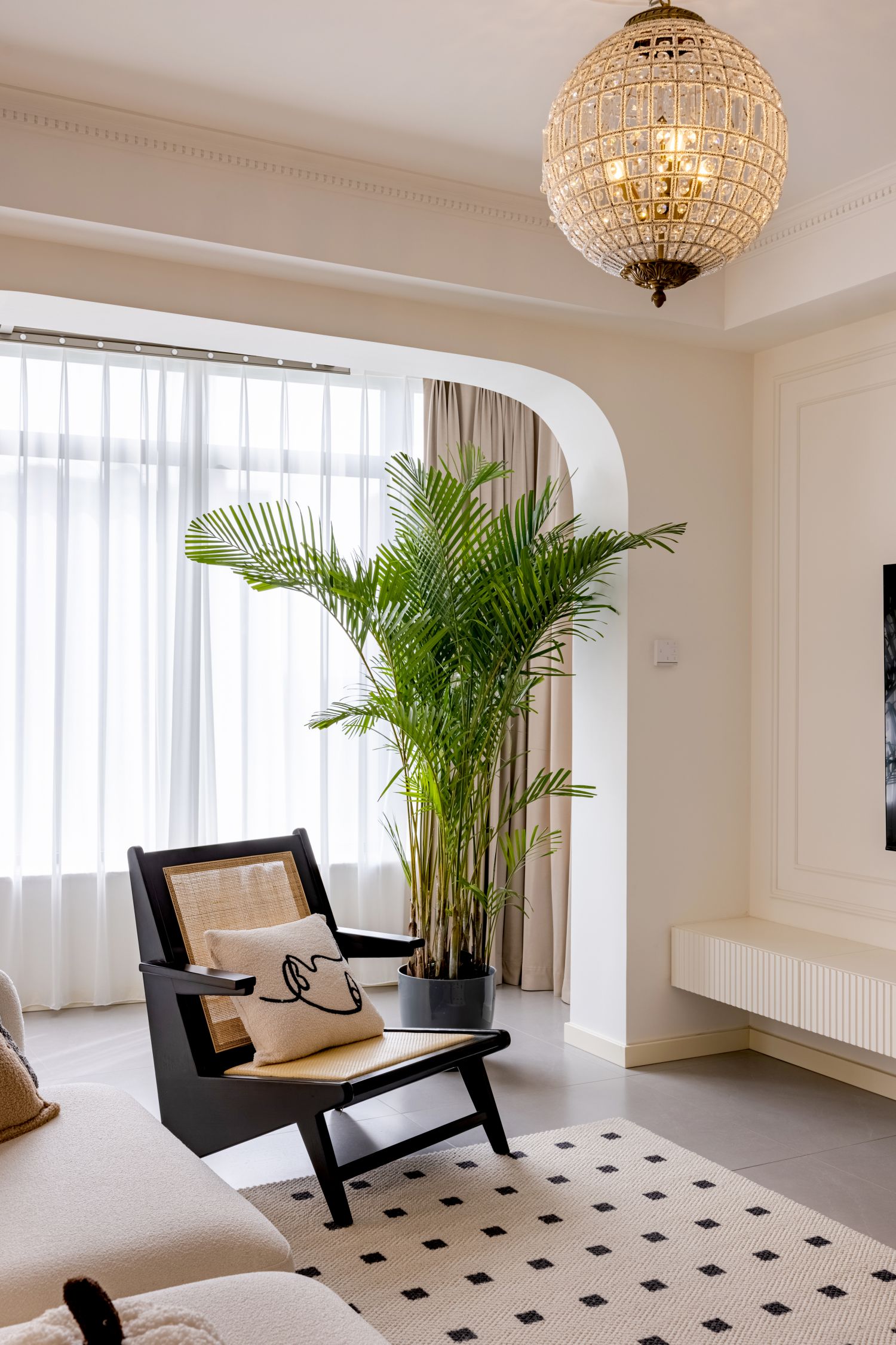 104㎡轻法式中古，满足父母和女儿不同风格的喜欢丨中国北京-5