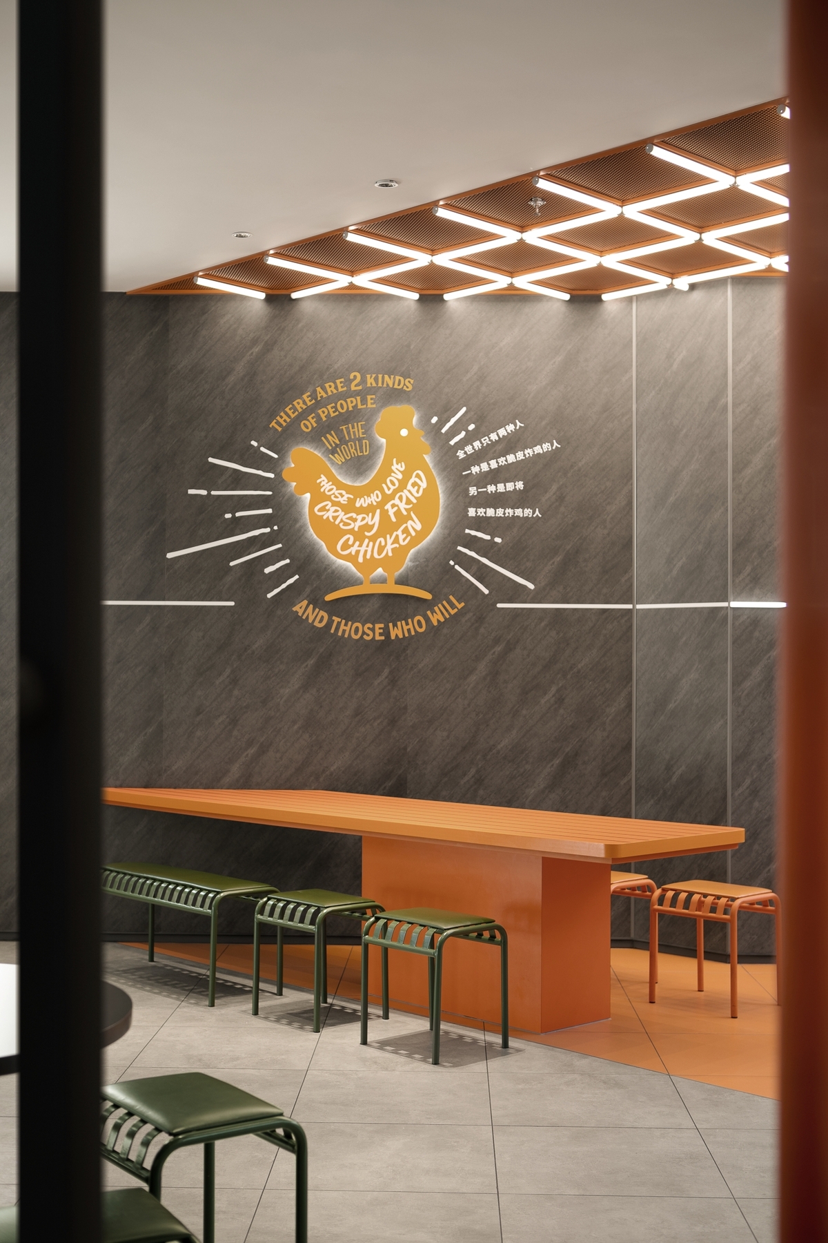 德克士成都蛟龙港店 · 运动主题餐厅设计丨中国成都-11