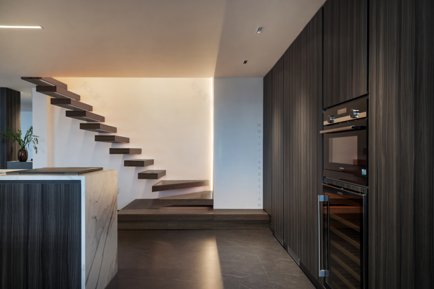 深圳瑧湾汇200㎡黑白灰极简复式丨中国深圳丨末一设计-34