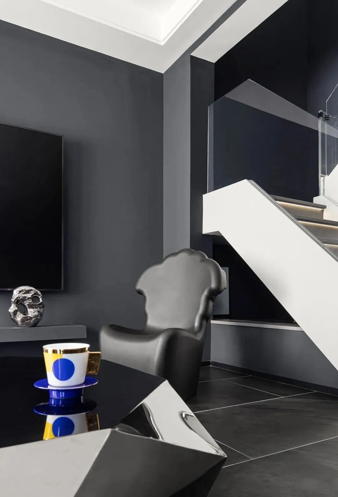 暗调之魅 · 现代简约家居设计新解-7