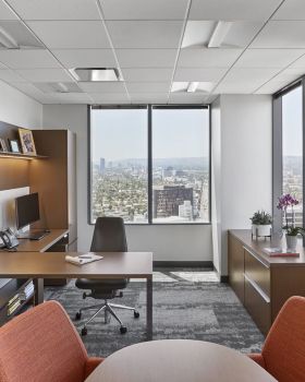 Braulio Baptista丨A Workplace Where Light Leads the Way