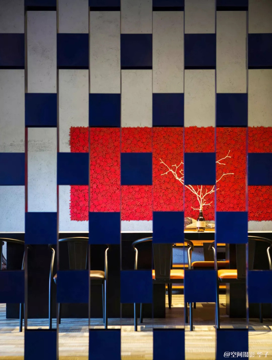 小城个性酒店设计 | 工业混搭风格的温暖与时尚-13