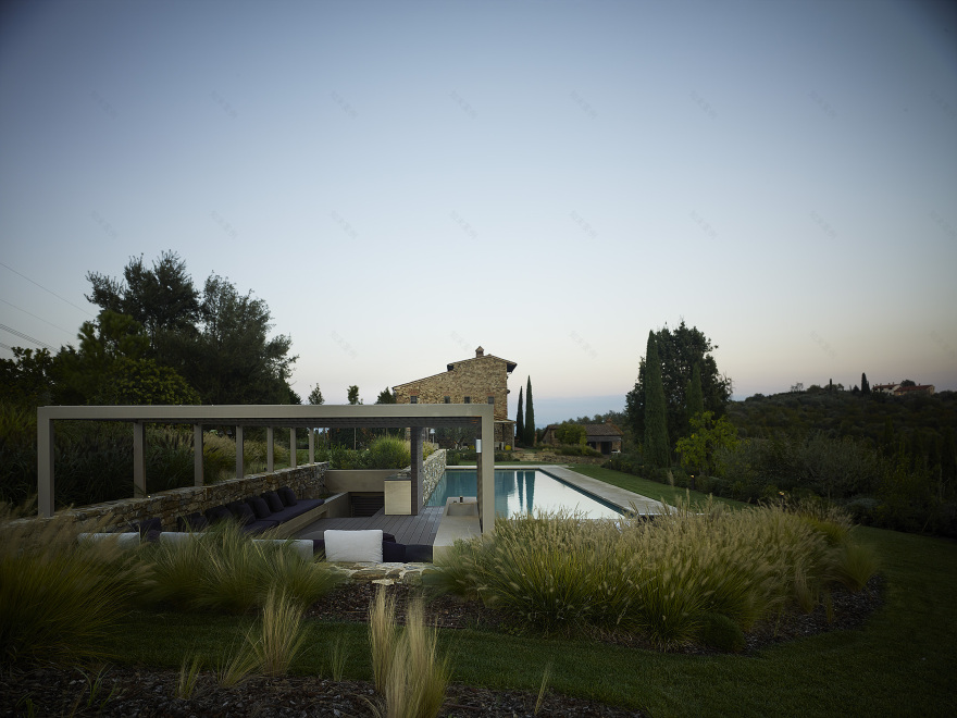 卡尔米尼亚诺游泳池-8