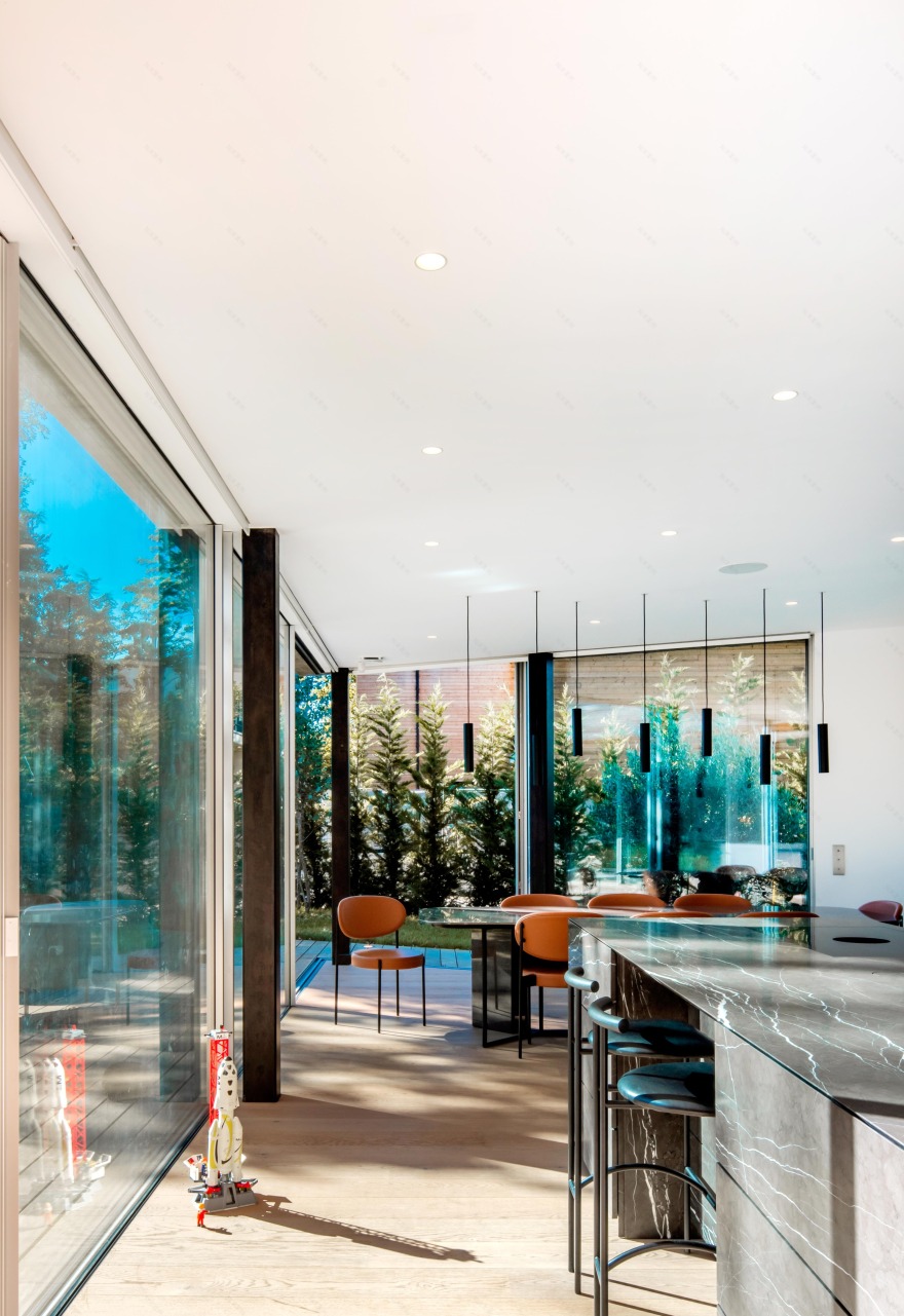 现代混凝土与玻璃别墅丨Arch. Jonny Sturari-15