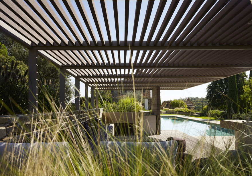 卡尔米尼亚诺游泳池-2