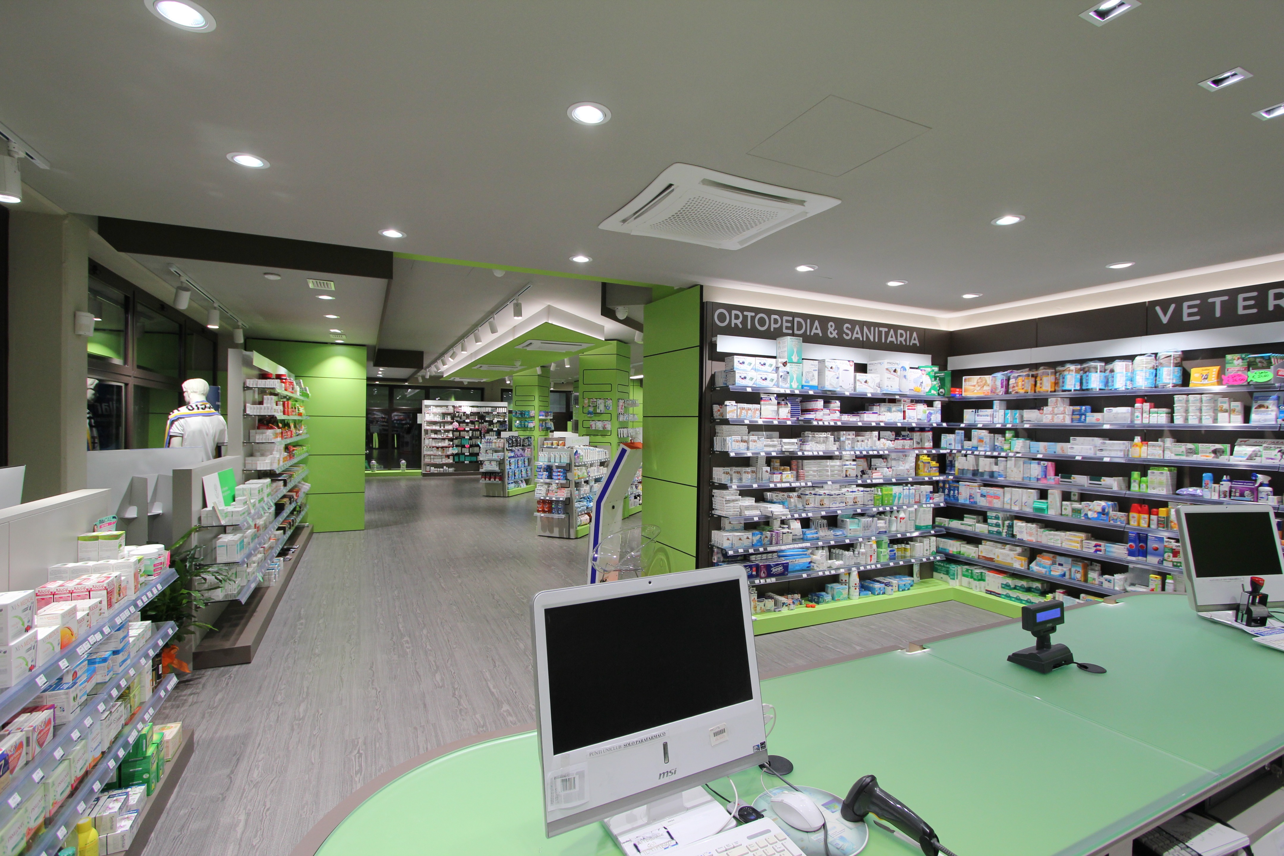 FARMACIA SAN FILIPPO NERI-16