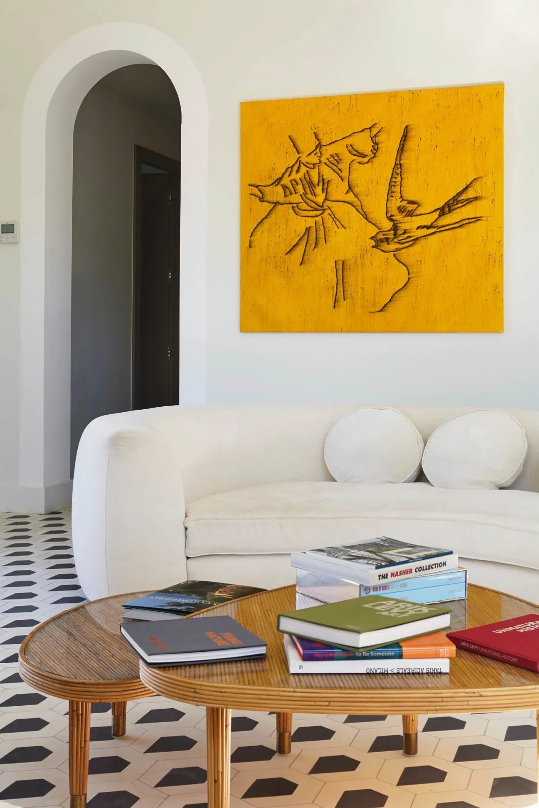 India Mahdavi 打造现代普罗旺斯风 | 银色别墅闪耀地中海魅力-8