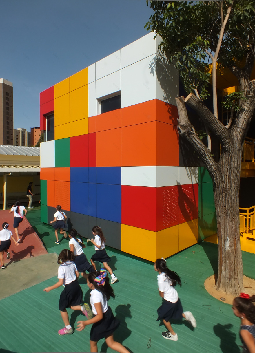 彩绘数据之心,连接自然的校园科技中心-4