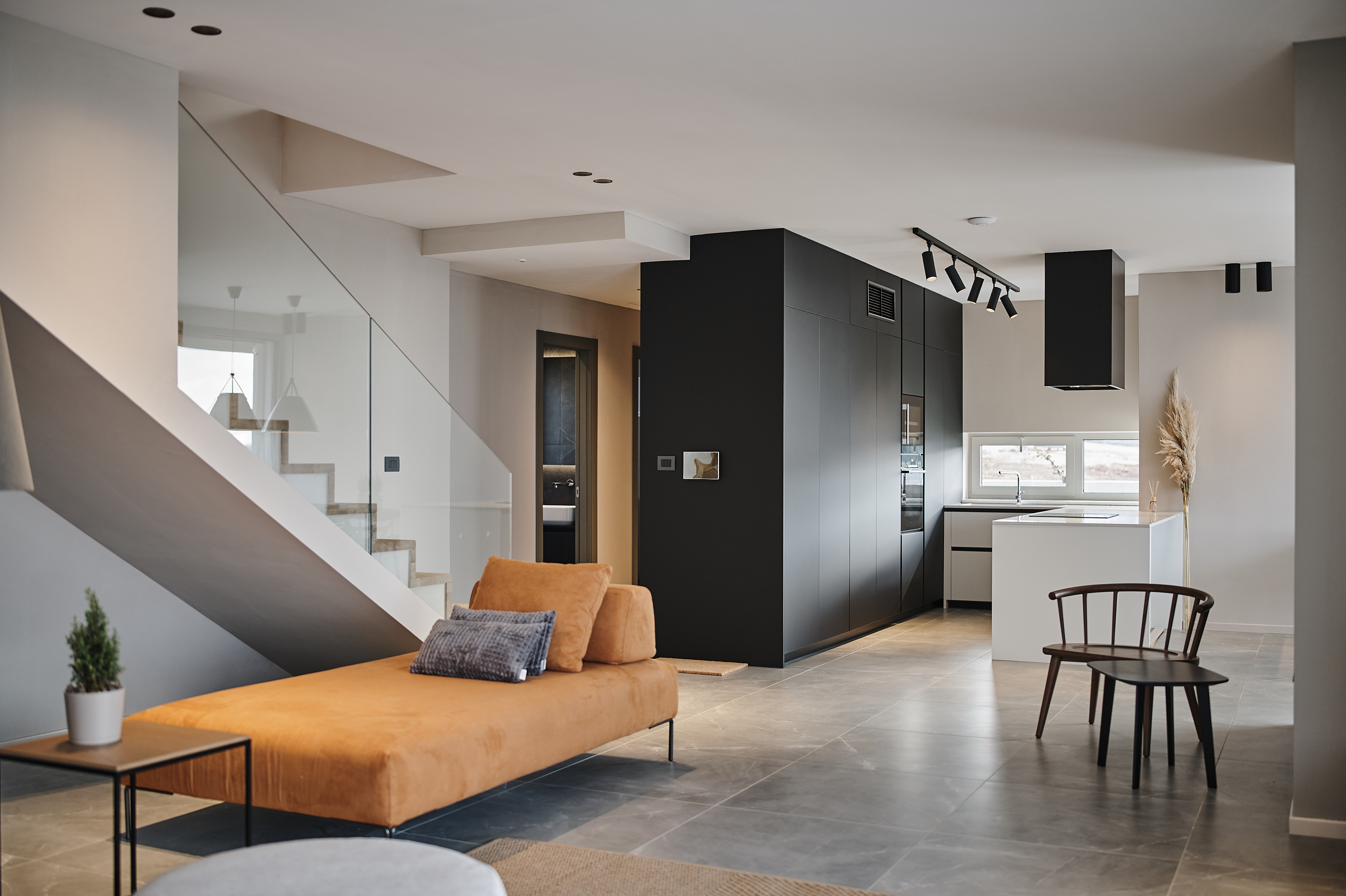 神秘内敛的伊斯特拉海岸别墅-1