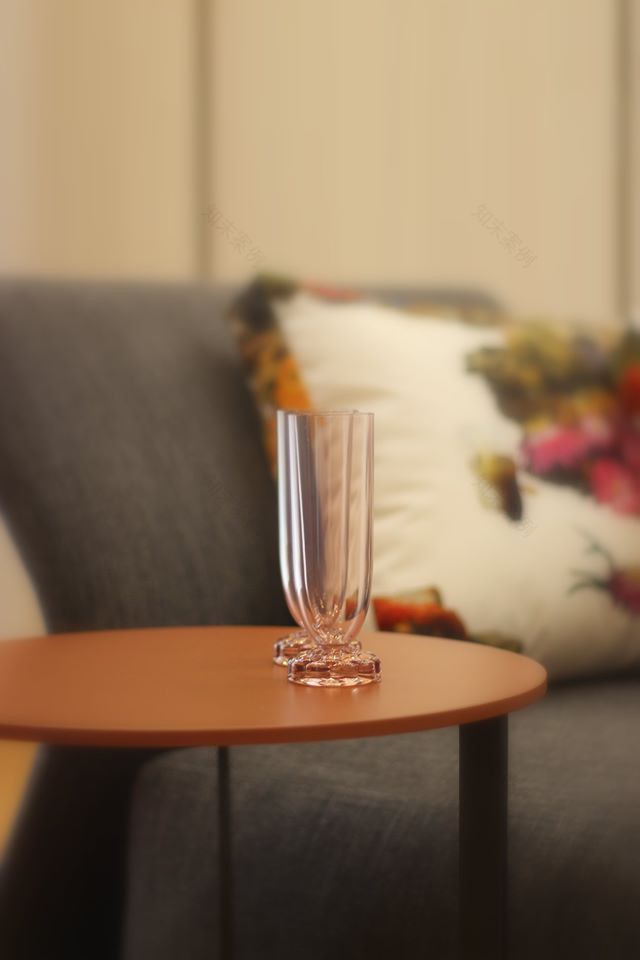 温馨现代家居,打造多功能生活空间-15