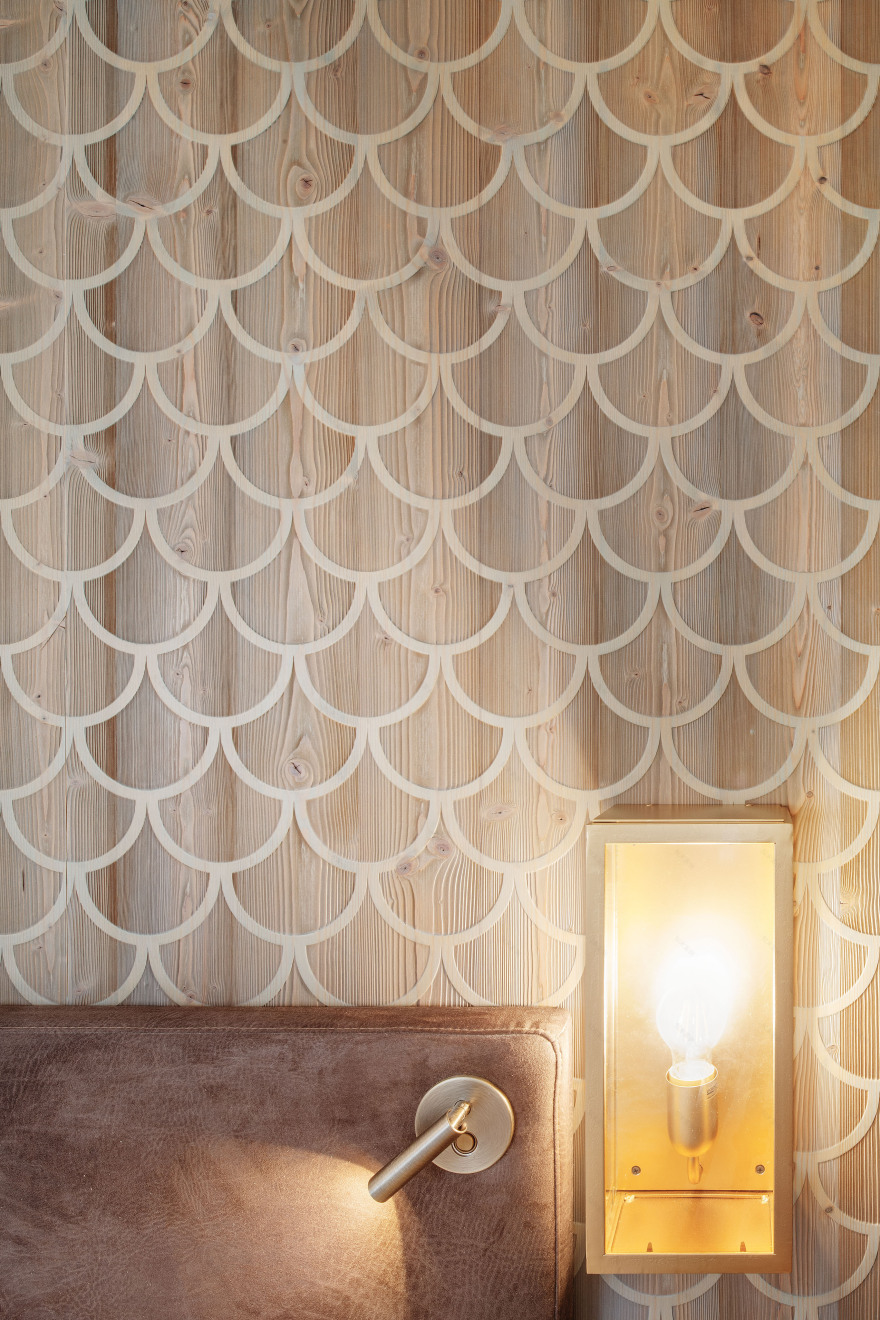 古堡酒店的现代情感主题设计-13