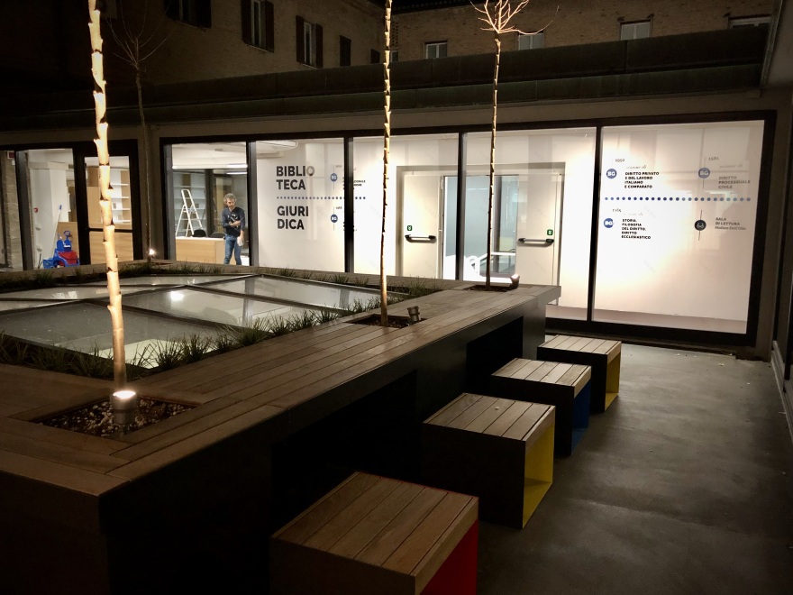 重塑法律图书馆·UNIMC-0