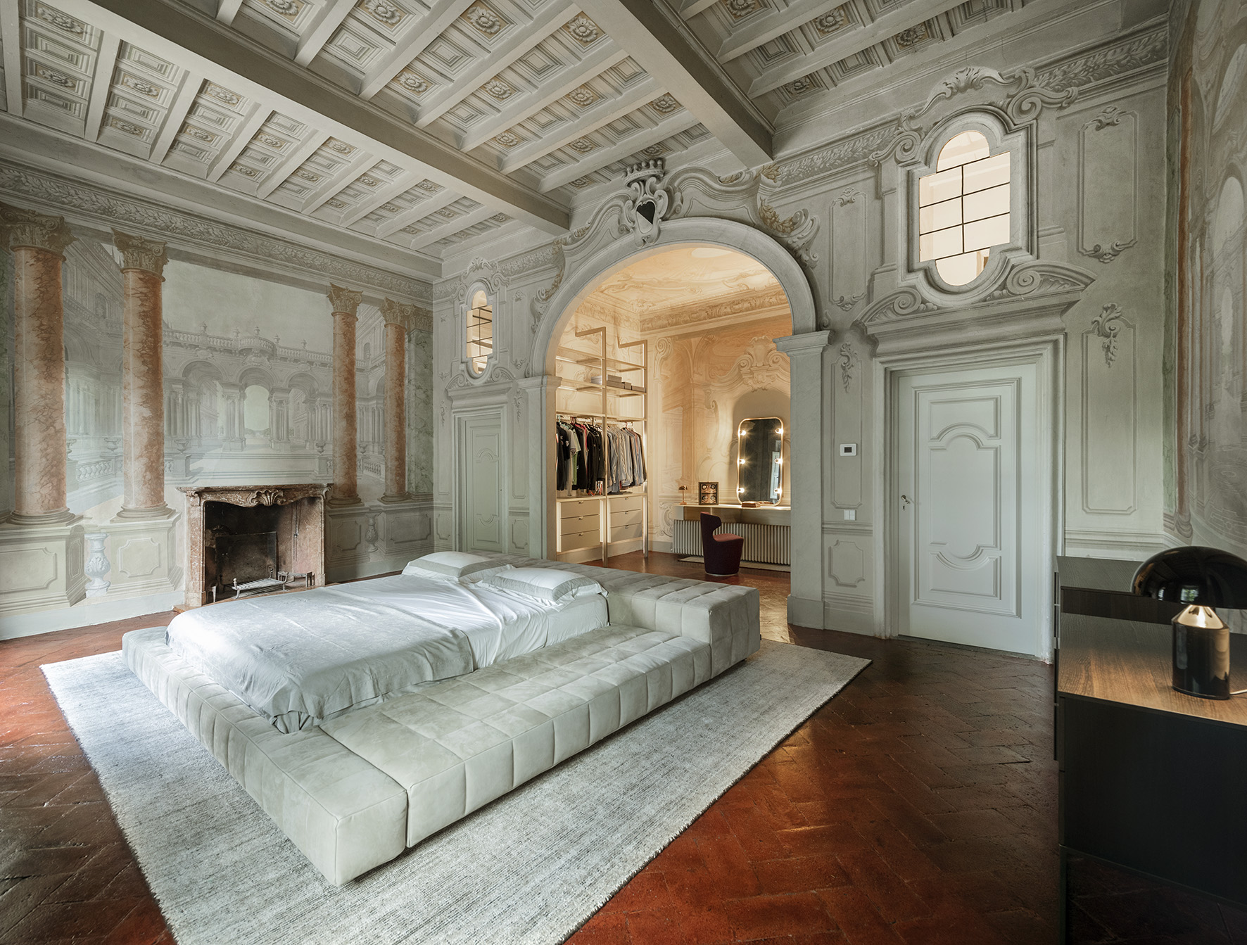 意大利佛罗伦萨山顶复式公寓设计丨Pierluigi Sammarro-16