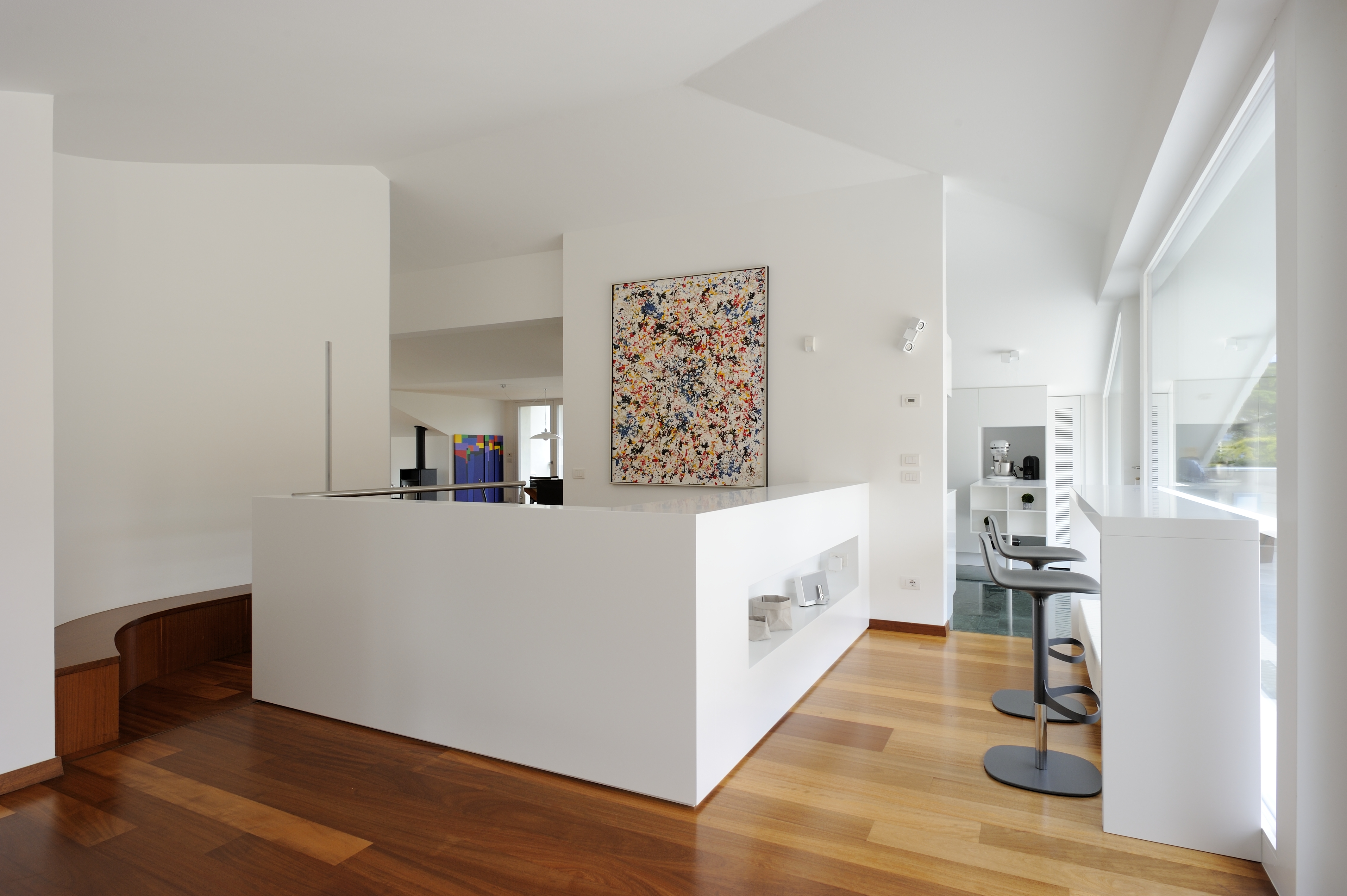 白色纽带 | 特伦托公寓翻新设计-8