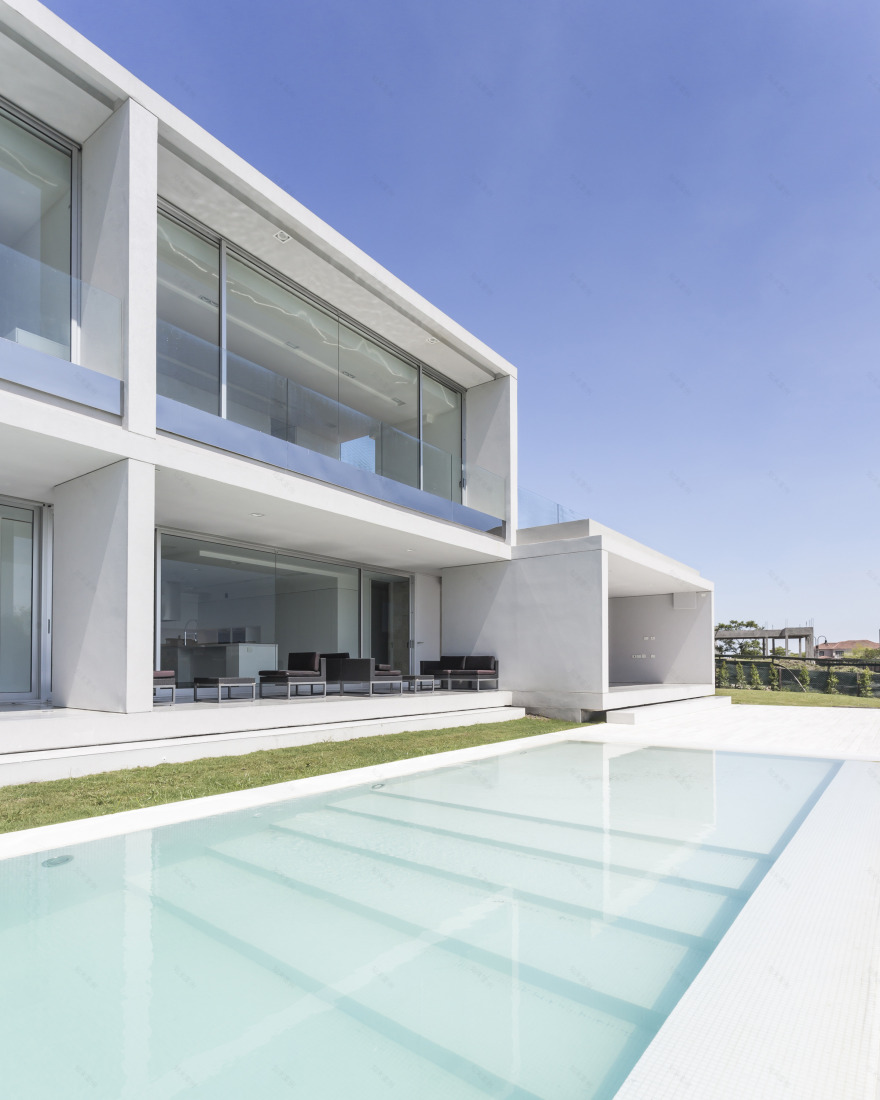 阿根廷湖畔别墅建筑空间解析-3