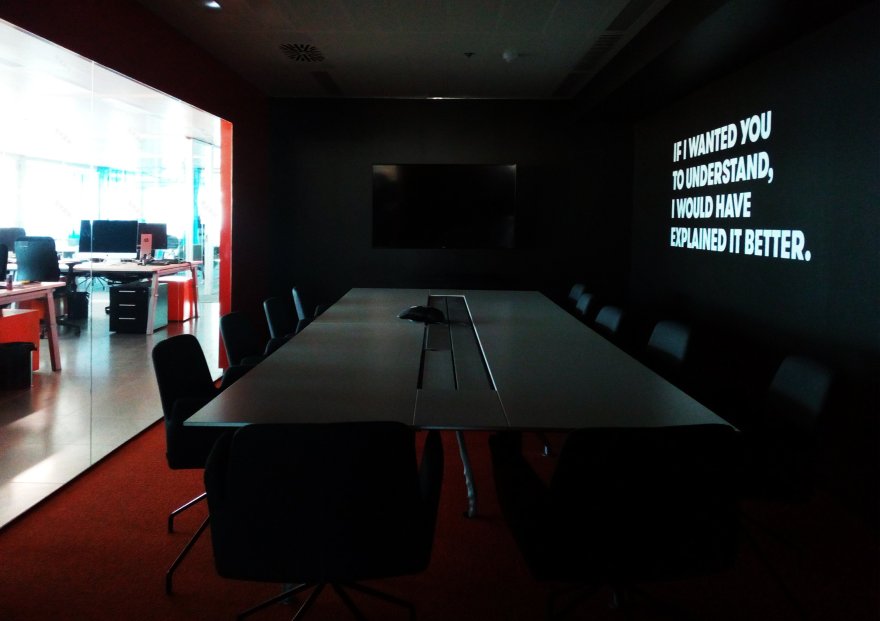 Sergi Bellvert Comas 办公建筑-4