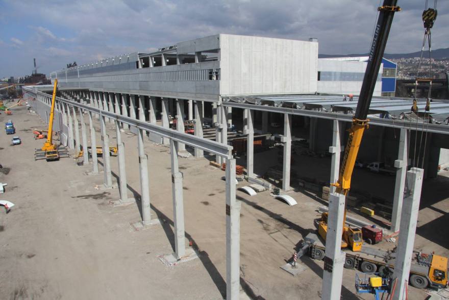 意大利钢铁工厂的现代化改造-73