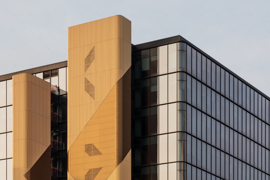 米兰 Scandurra Studio Sarca 235 办公建筑,诠释现代办公空间新定义-13