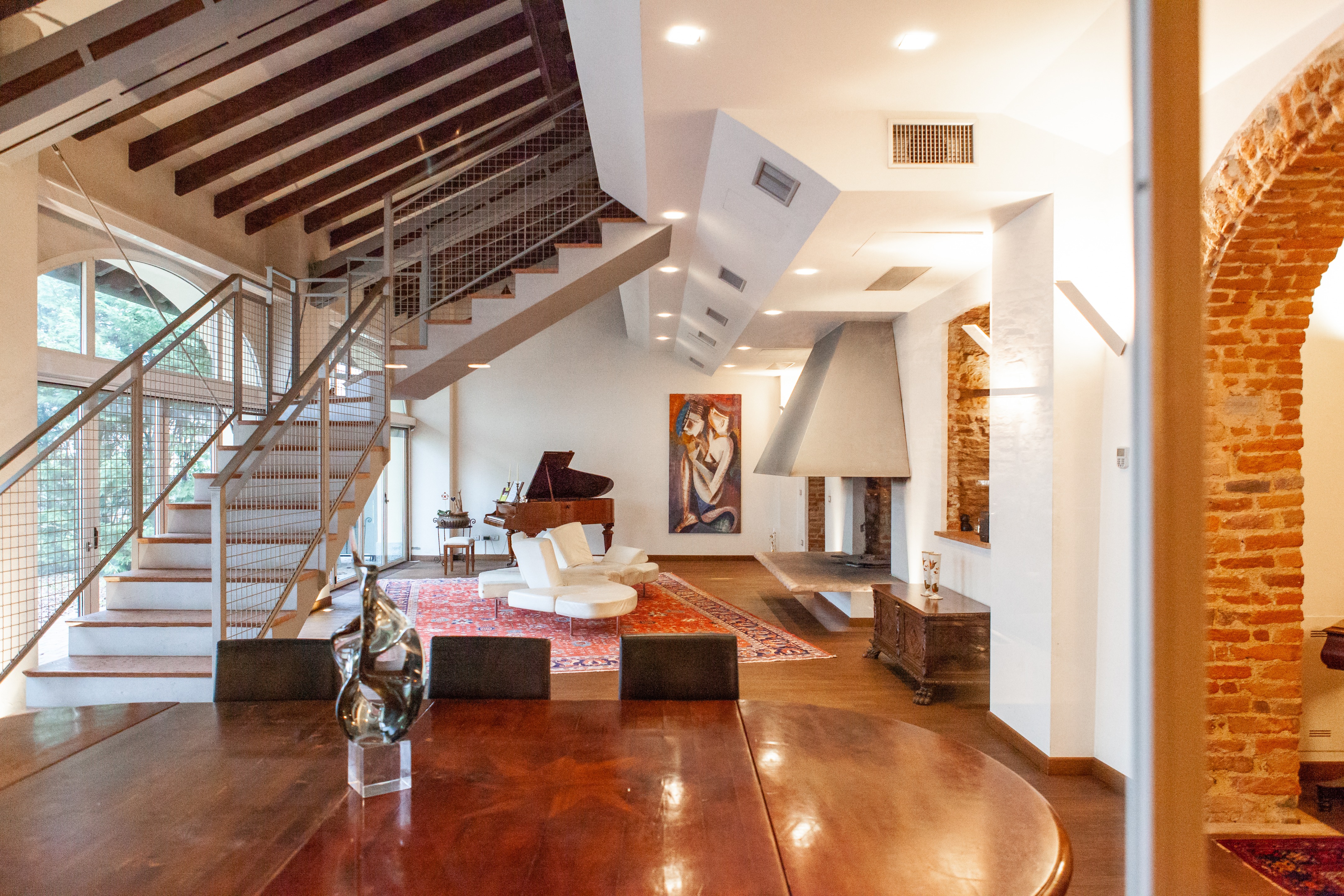 历史与现代共融的城市别墅-31