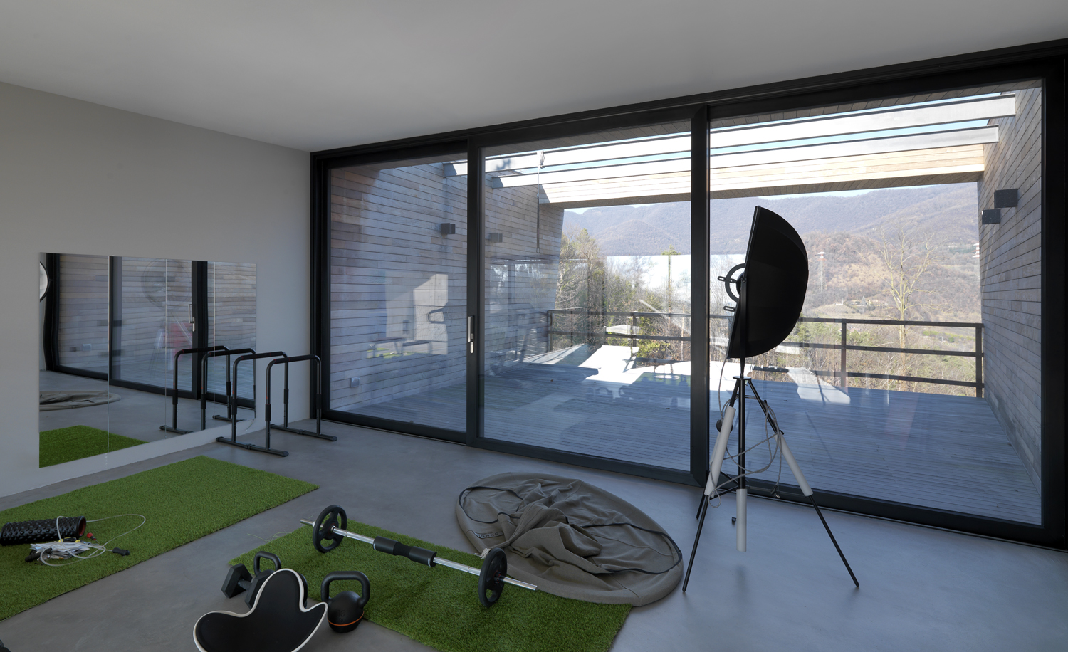 悬浮森林中的透明别墅-65