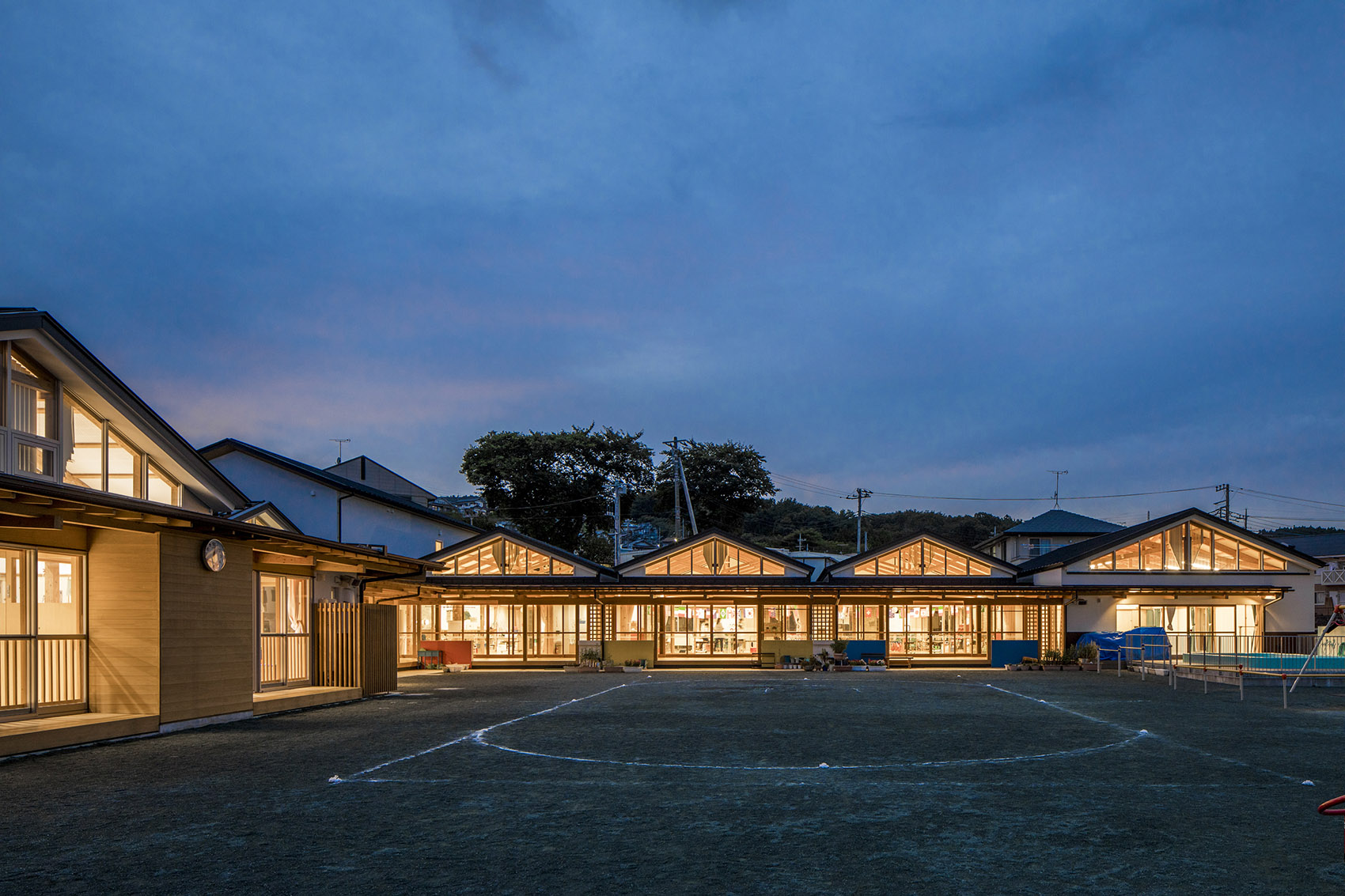 日立市立花山幼儿园，日本/为孩子们创造被山环绕的自然之家-46
