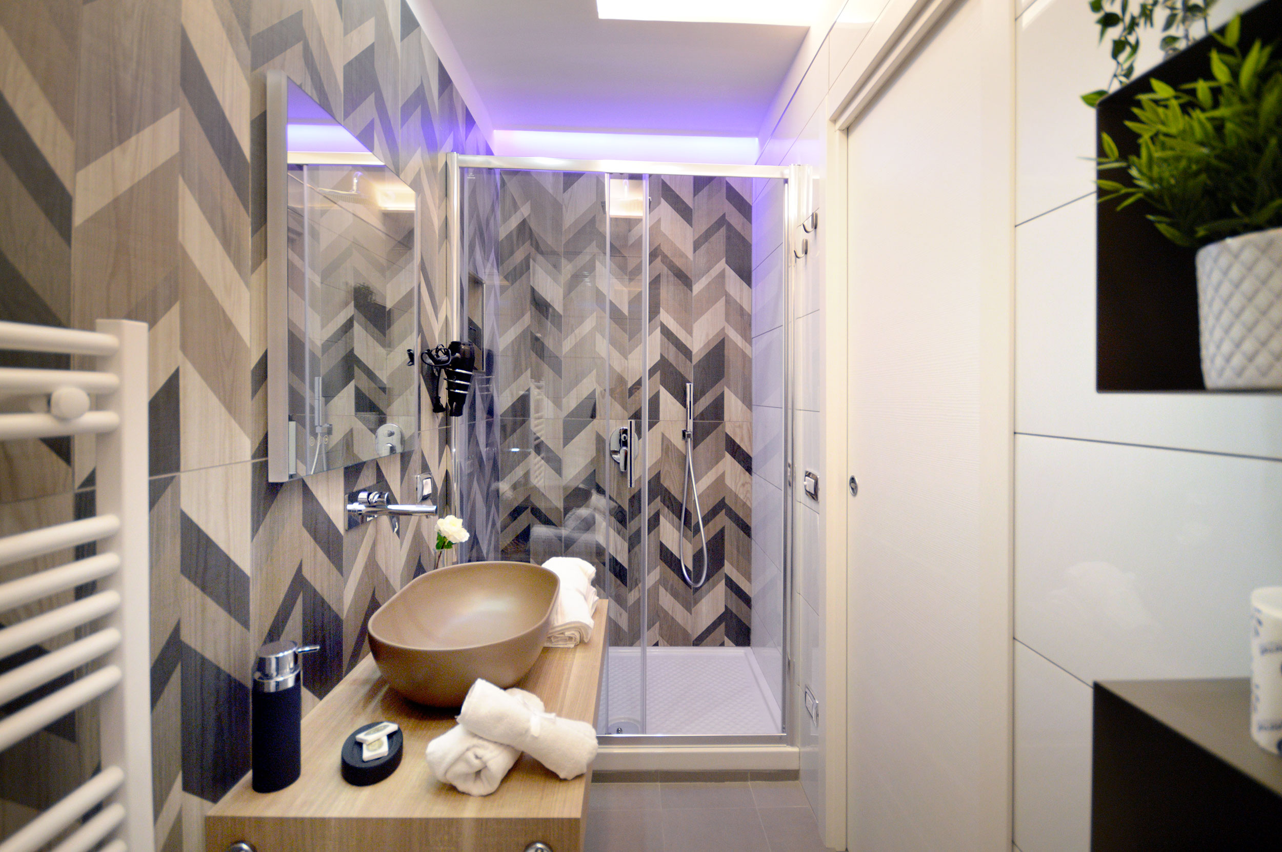 低成本打造独特灵魂的 Naples B&B-14