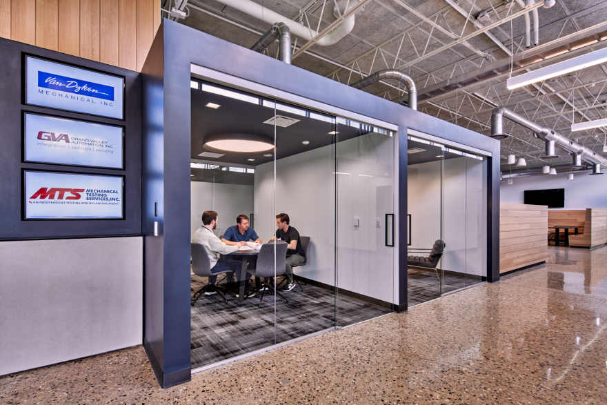 VanDyken Mechanical 总部改造 | 现代高效协同办公空间-14