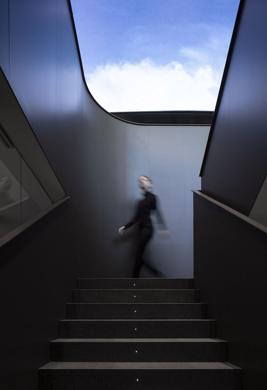 凯克萨银行All in one旗舰办公室-57