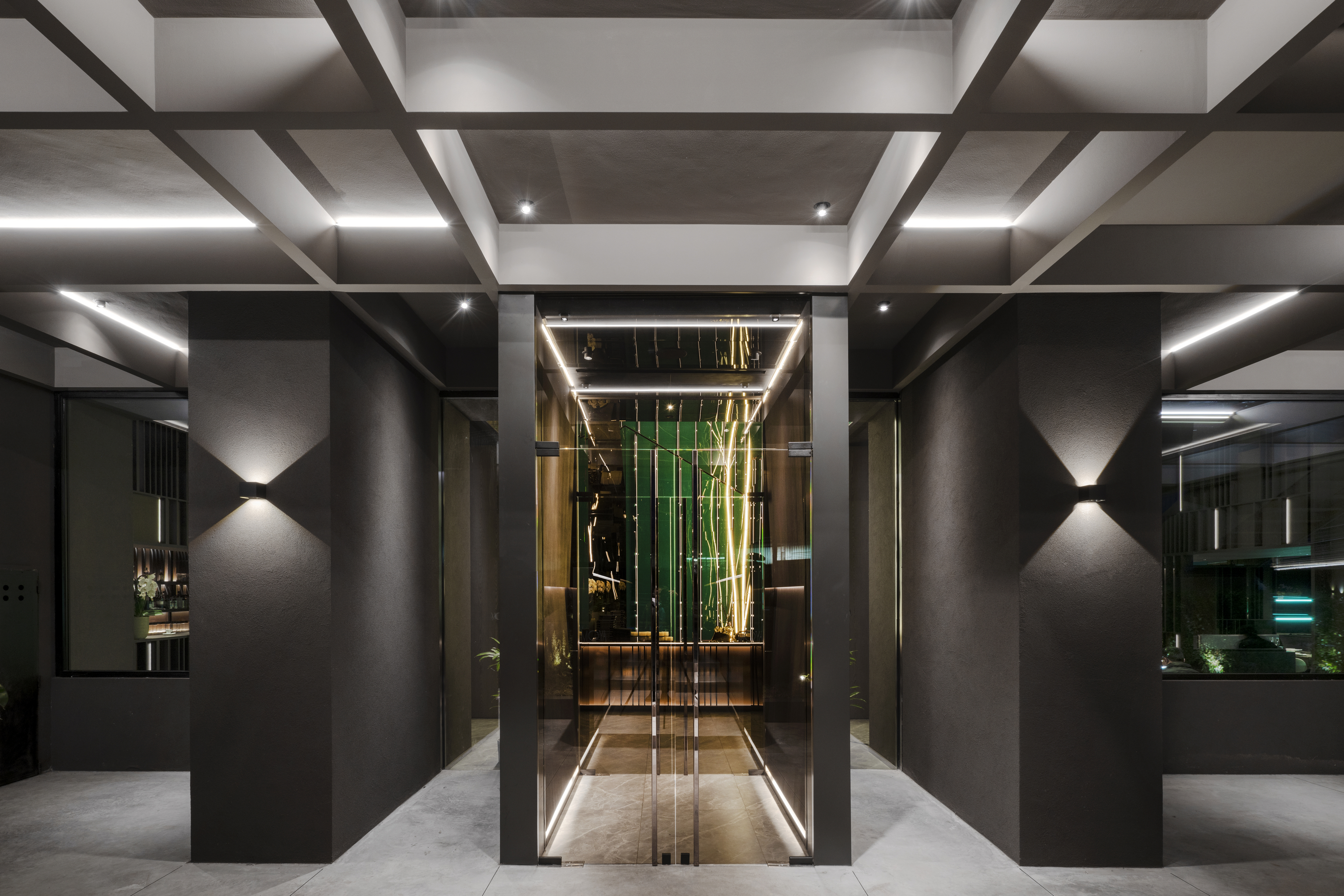 翠绿迷宫——现代亚洲餐厅 MOYA 设计-2