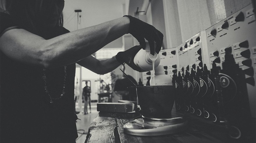 Soprattuttocapelli(绿色环保的理发店设计)-0