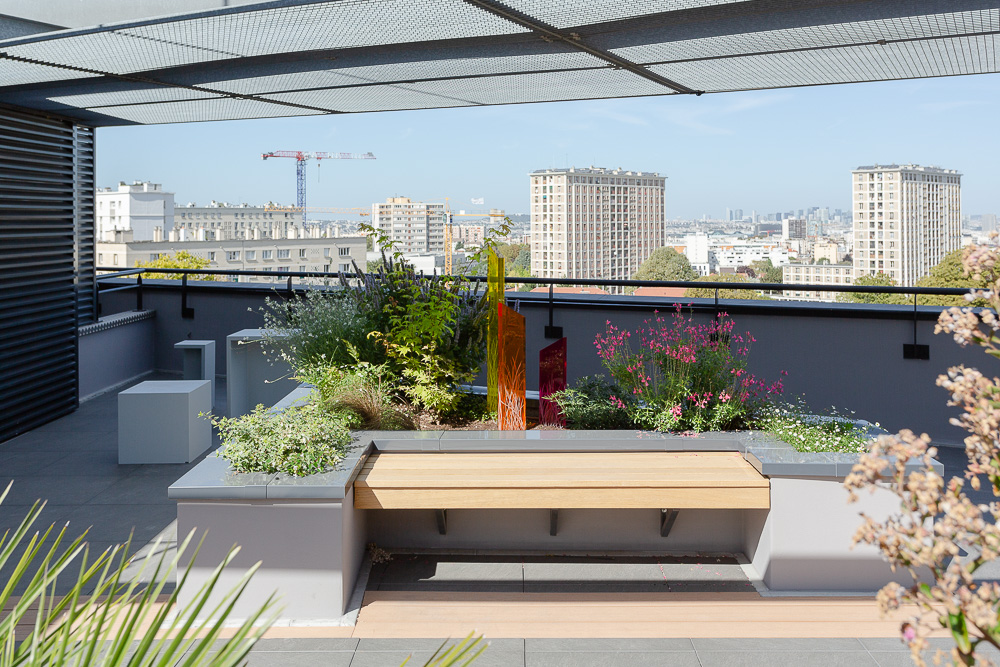 重塑露台空间，打造办公室绿色休闲区-13