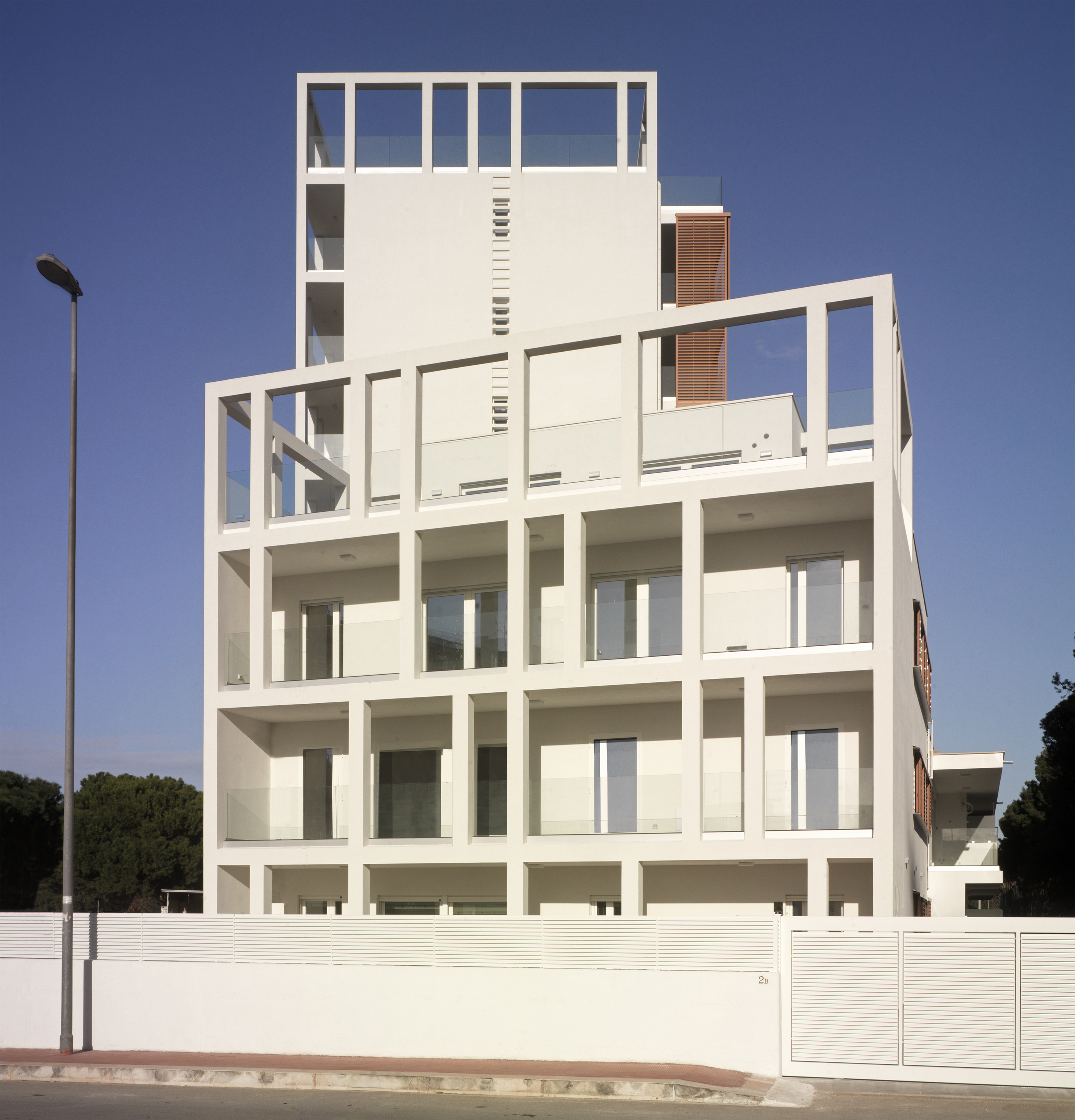 意大利巴里市别墅区改造项目——Omodeo 57 号楼-2