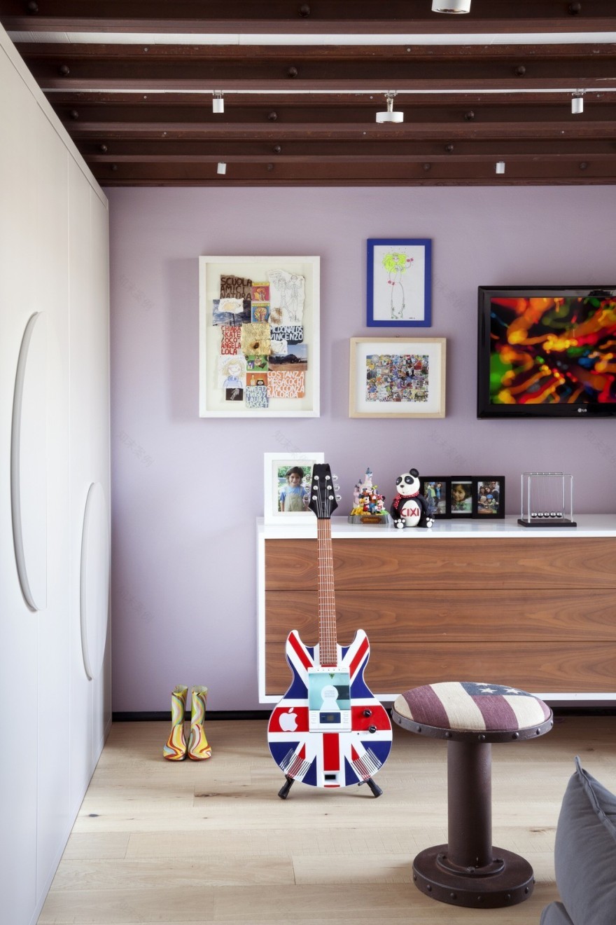 历史建筑中的现代魅力 - 意大利布雷西亚 17 世纪教堂改造公寓-24