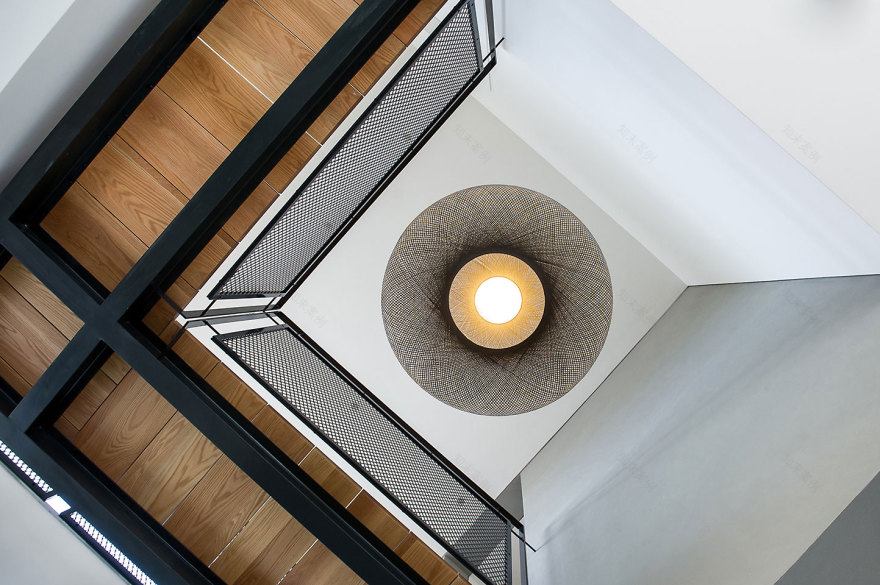 特拉维夫双家庭别墅 | 铝制框架与自然光的巧妙融合-24