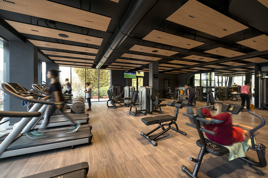 意式理性建筑的现代更新,原木与工业风完美融合-17