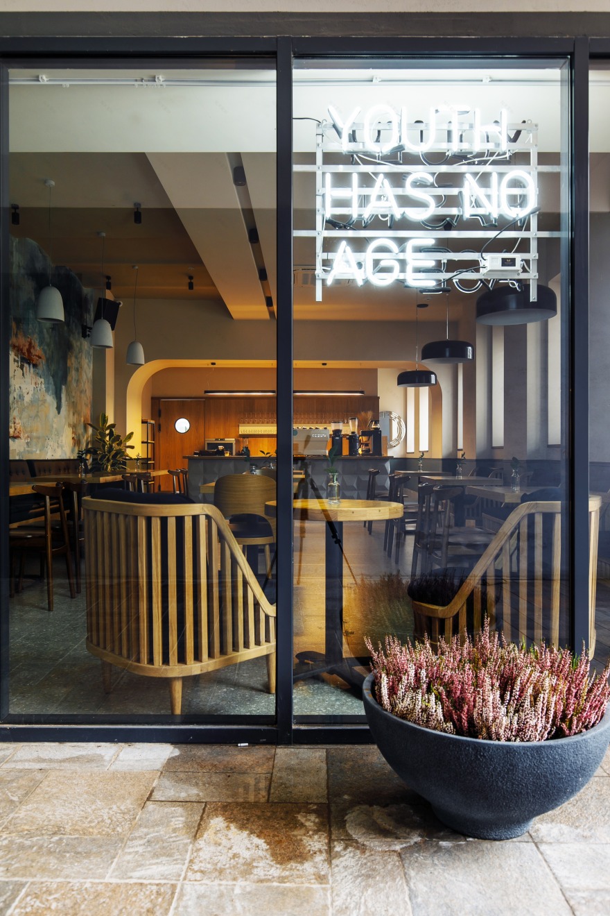 斯普拉瓦咖啡馆-11