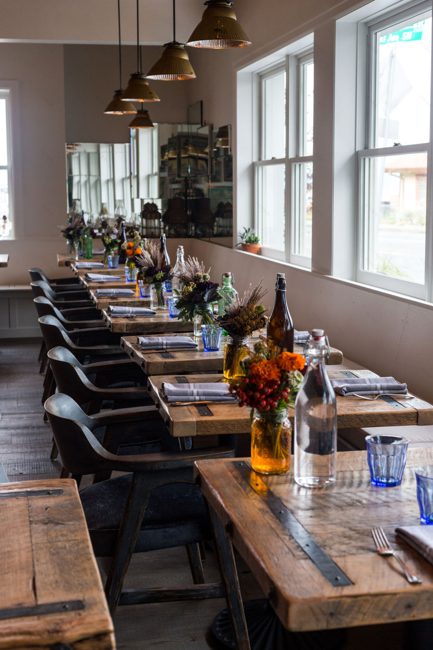 西雅图海滨餐厅“哈利之家”海滩风情与复古家居的完美融合-10