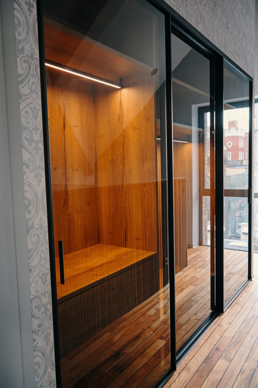 黑框嵌入式 raumplus 壁橱-- 现代家居设计佳作-2