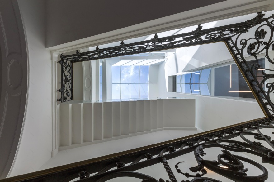 智能升级!意大利 Agnelli 基金会总部引领办公空间新潮流-9