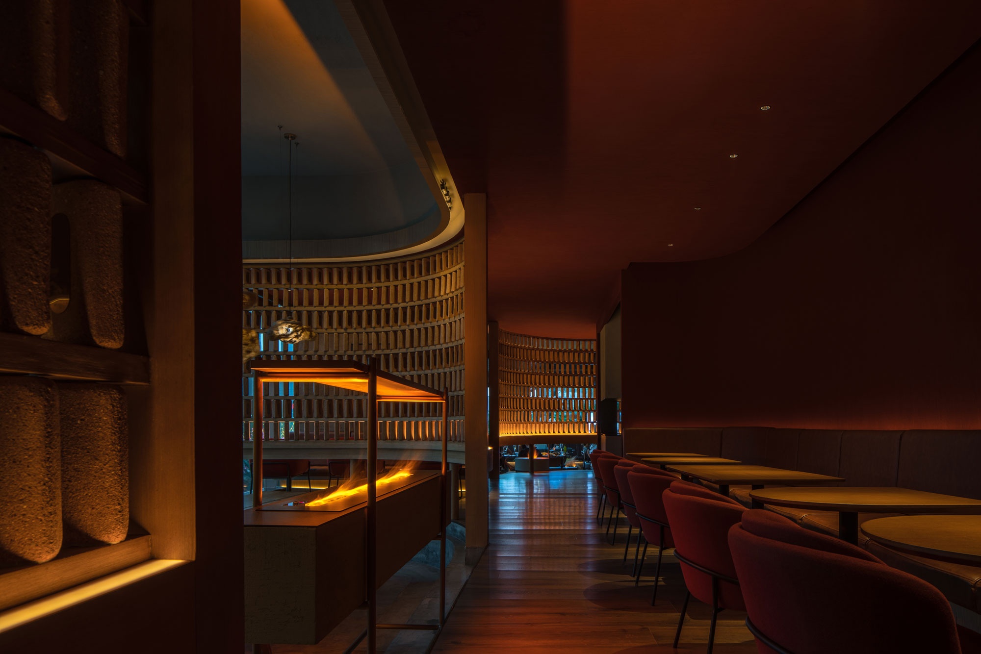 FOOOO CITY CLUB · 成都悠方店现代精致餐饮庭院设计丨中国成都丨Mojo Wang,Alba Beroiz-28