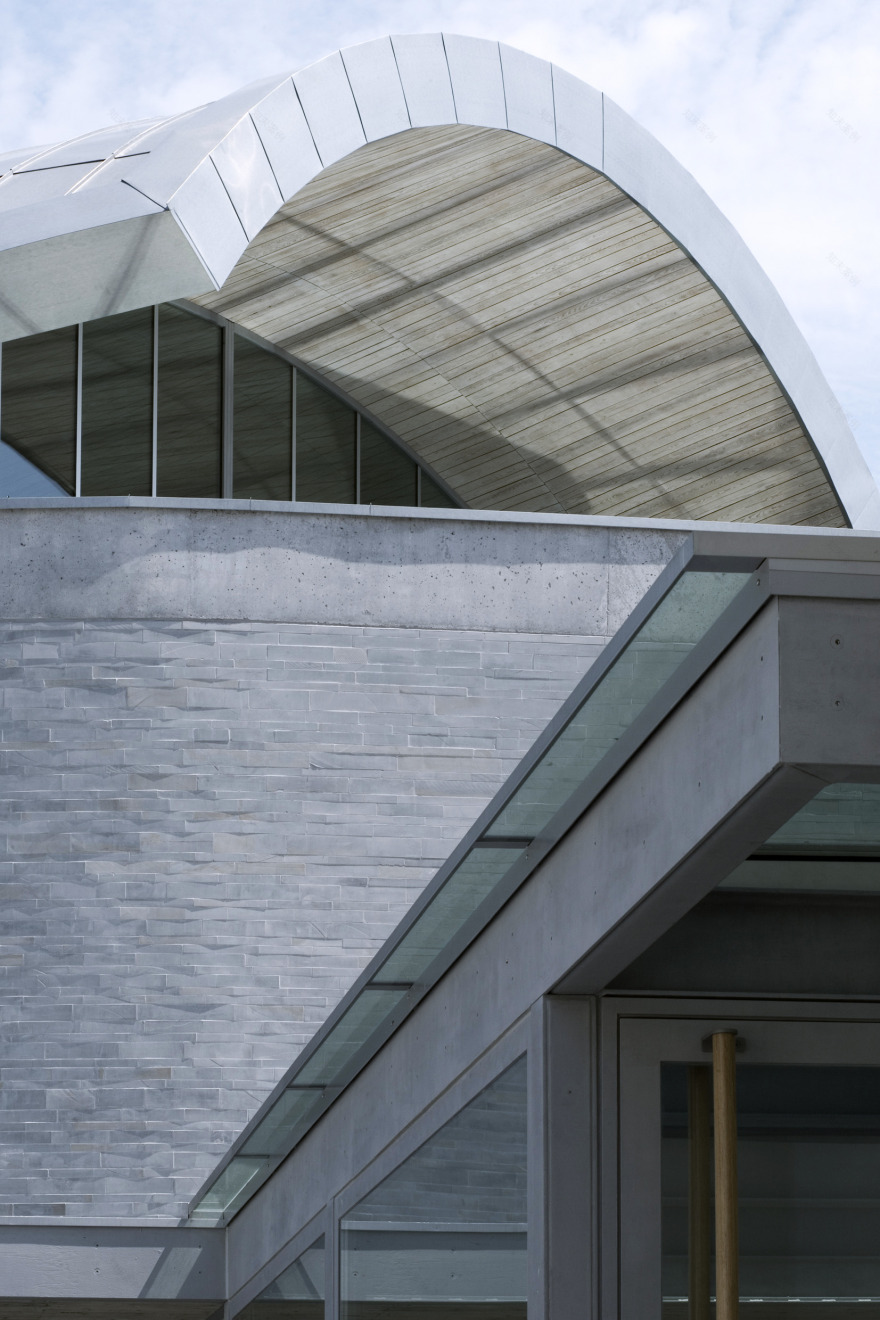 Friuli 新教堂设计 | 融入环境的和谐空间-7