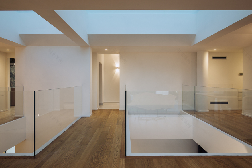 意大利 Sila 山区的生态住宅设计-23