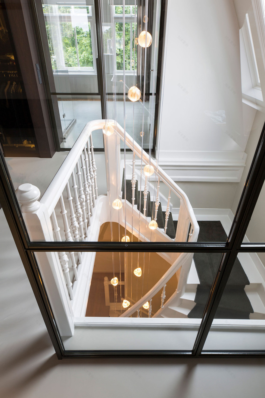 荷兰 19 世纪别墅的现代重生-13