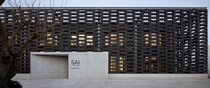 废弃厂房的再生之旅·C&P Architetti 办公建筑案例-7